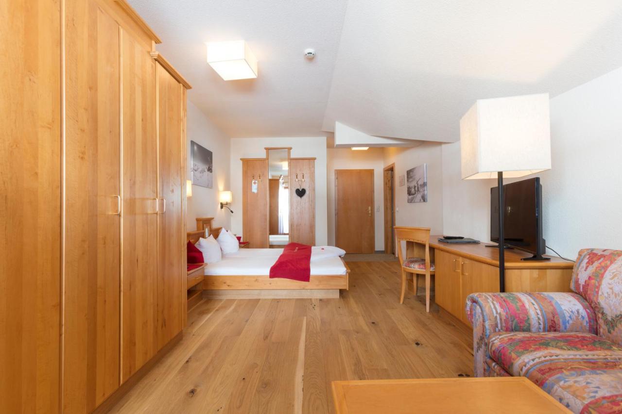 Hotel Andreas Hofer Mandarfen Buitenkant foto
